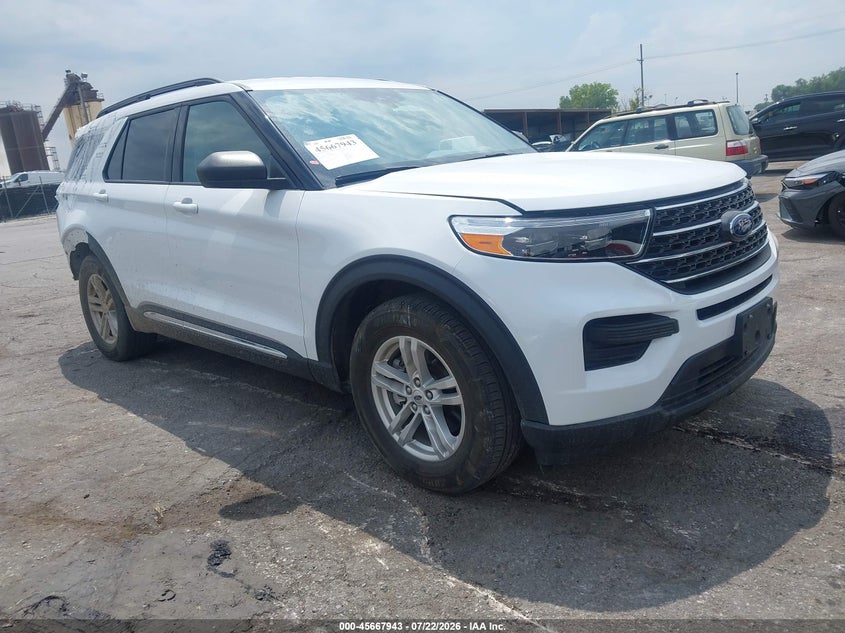 2024 Ford Explorer VIN 1FMSK7DHXRGA88633 — IAAI salvage auction photo