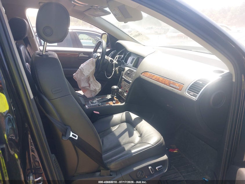 2014 Audi Q7 VIN WA1LGAFE5ED019574 IAAI salvage auction — FRONT END, Clear (Massachusetts), sold $775 on 2026-07-31 (photo 5)