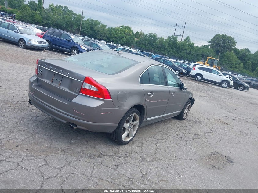2010 Volvo S80 VIN YV1992AH8A1123905 IAAI salvage auction — FRONT & REAR, Salvage (Pennsylvania), sold $150 on 2026-08-03 (photo 4)
