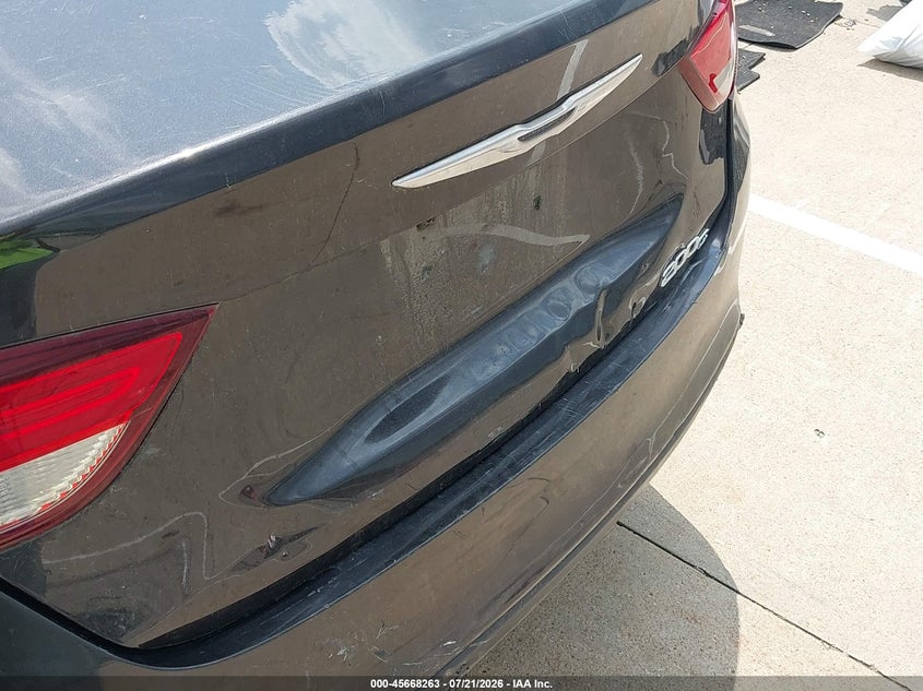 2015 Chrysler 200 VIN 1C3CCCCG4FN524301 IAAI salvage auction — REAR END, Wait Title, sold $1,600 on 2026-08-29 (photo 6)