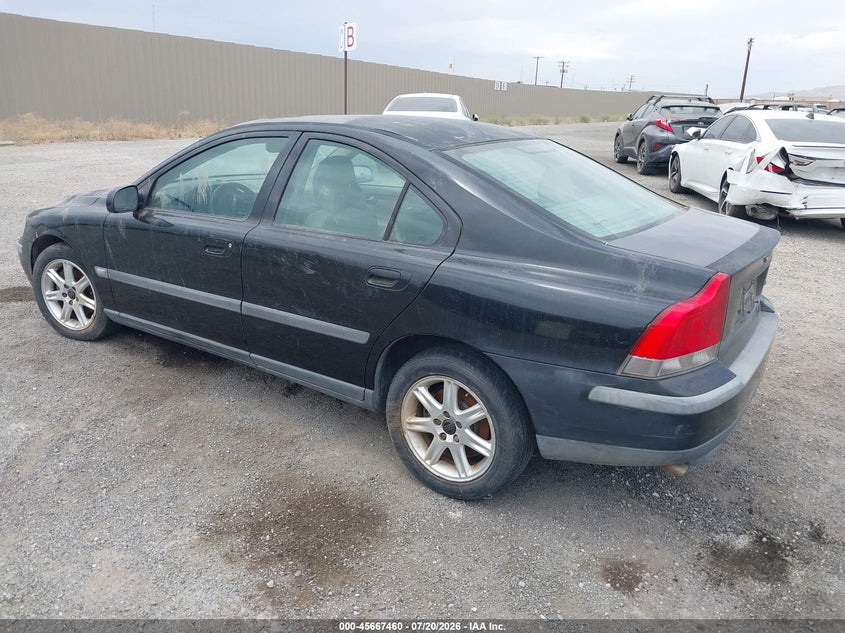 2001 Volvo S60 VIN YV1RS61R512058350 IAAI salvage auction — NORMAL WEAR, Clear (California), sold $175 on 2026-07-30 (photo 3)