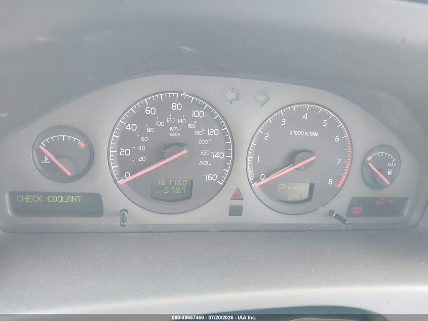 2001 Volvo S60 VIN YV1RS61R512058350 IAAI salvage auction — NORMAL WEAR, Clear (California), sold $175 on 2026-07-30 (photo 7)