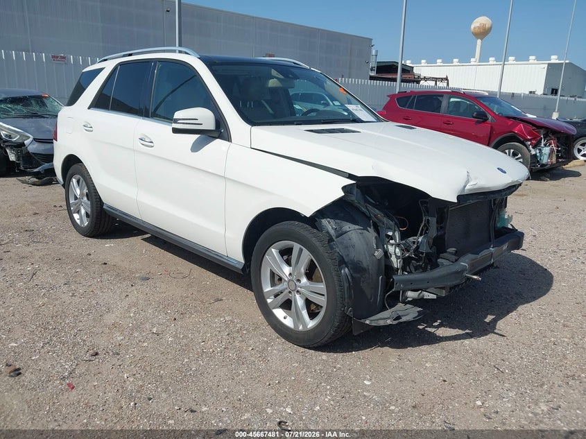 2013 Mercedes-benz M-klasse VIN 4JGDA5JB0DA182158 IAAI salvage auction — FRONT END, Salvage (Florida), sold $6,800 on 2026-08-05 (photo 1)