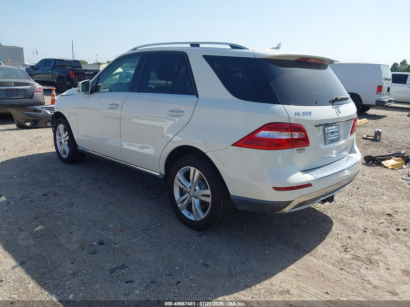 2013 Mercedes-benz M-klasse VIN 4JGDA5JB0DA182158 IAAI salvage auction — FRONT END, Salvage (Florida), sold $6,800 on 2026-08-05 (photo 3)