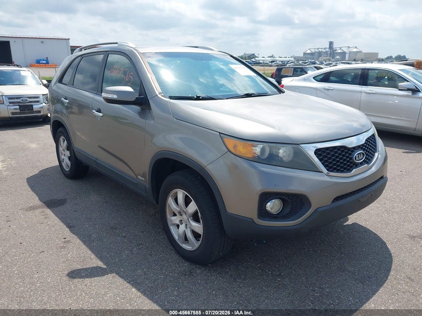 2011 Kia Sorento VIN 5XYKTDA13BG027916 IAAI salvage auction — NORMAL WEAR, Clear (Minnesota), sold $1,000 on 2026-07-29 (photo 1)