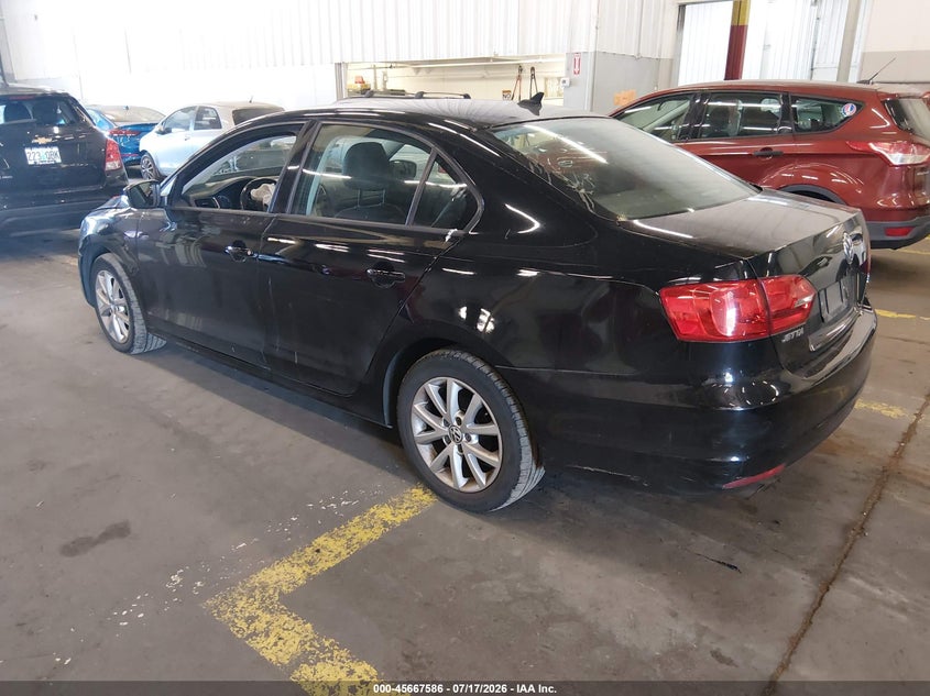 2011 Volkswagen Jetta VIN 3VWDZ7AJ1BM320030 IAAI salvage auction — FRONT END, Salvage (Oregon), sold $250 on 2026-10-02 (photo 3)