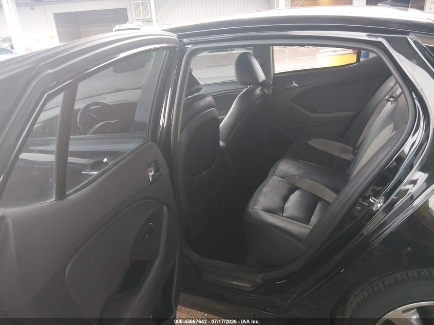 2012 Kia Optima VIN 5XXGR4A60CG001361 IAAI salvage auction — SIDE, Salvage (Arizona), sold $925 on 2026-07-29 (photo 8)