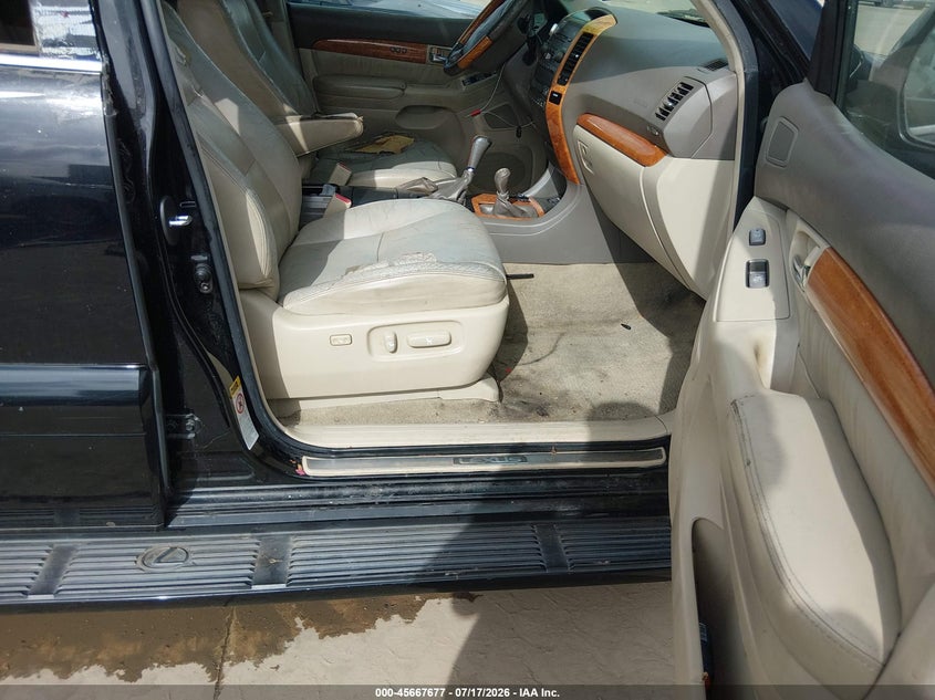 2004 Lexus Gx 470 VIN JTJBT20X640065687 IAAI salvage auction — NORMAL WEAR, Original (Texas), sold $1,150 on 2026-07-28 (photo 5)