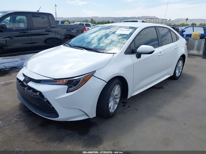 2026 Toyota Corolla VIN 5YFB4MDE2TP475301 IAAI salvage auction — RIGHT FRONT, Salvage (Arizona), sold $7,550 on 2026-08-25 (photo 2)