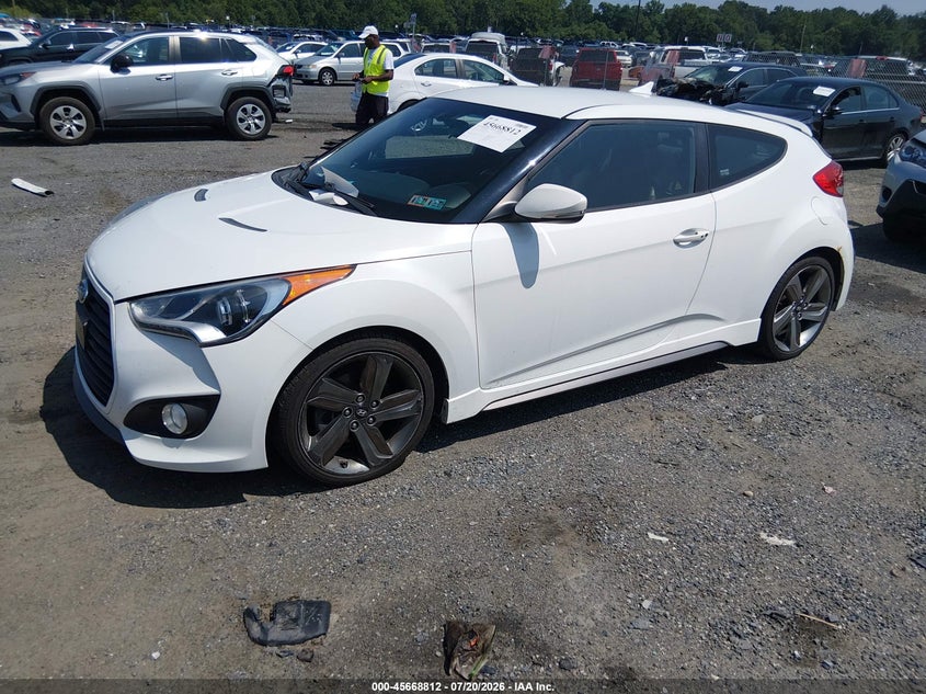 2015 Hyundai Veloster VIN KMHTC6AE6FU223206 IAAI salvage auction — UNKNOWN, Salvage Title, sold $975 on 2026-08-01 (photo 2)