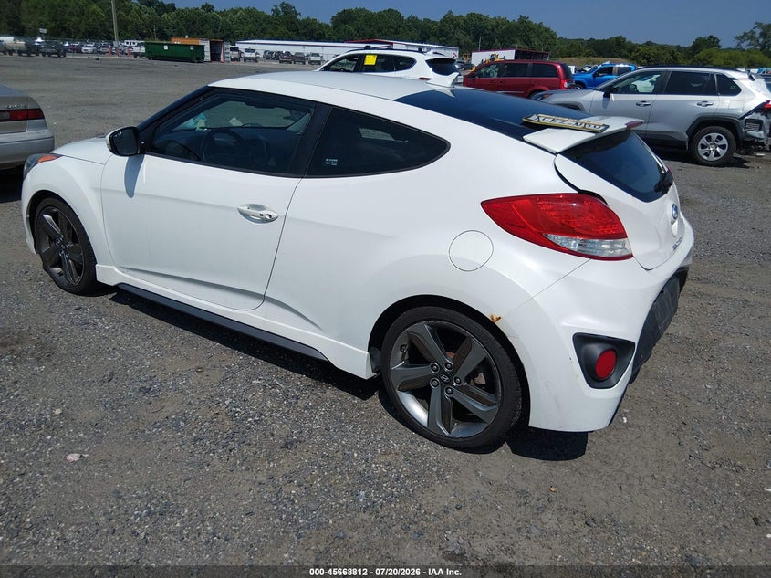 2015 Hyundai Veloster VIN KMHTC6AE6FU223206 IAAI salvage auction — UNKNOWN, Salvage Title, sold $975 on 2026-08-01 (photo 3)
