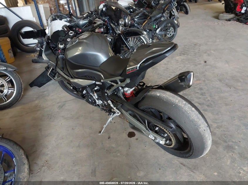 2025 BMW S 1000 VIN WB10P2309S6L52705 IAAI salvage auction — SIDE, Salvage Title, sold $11,600 on 2026-09-02 (photo 3)