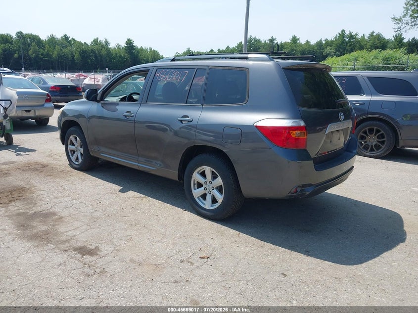 2010 Toyota Highlander VIN 5TDBK3EH1AS003815 IAAI salvage auction — NORMAL WEAR, Original (Maine), sold $2,900 on 2026-08-01 (photo 3)