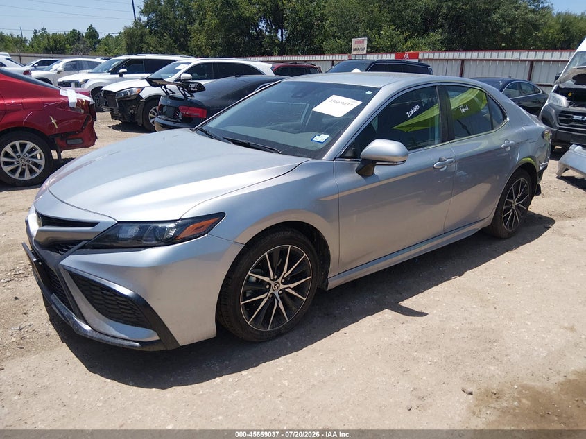 2024 Toyota Camry VIN 4T1G11AK6RU915535 IAAI salvage auction — SIDE, Enterprise Vehicles Clear Only (Texas), sold $13,900 on 2026-07-30 (photo 2)