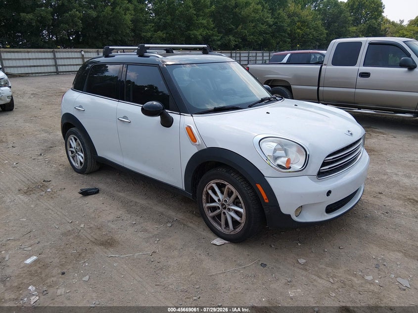 2015 Mini Countryman VIN WMWZB3C56FWR46603 IAAI salvage auction — UNKNOWN, Salvage (Tennessee), sold $675 on 2026-08-12 (photo 1)