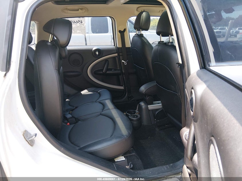 2015 Mini Countryman VIN WMWZB3C56FWR46603 IAAI salvage auction — UNKNOWN, Salvage (Tennessee), sold $675 on 2026-08-12 (photo 8)