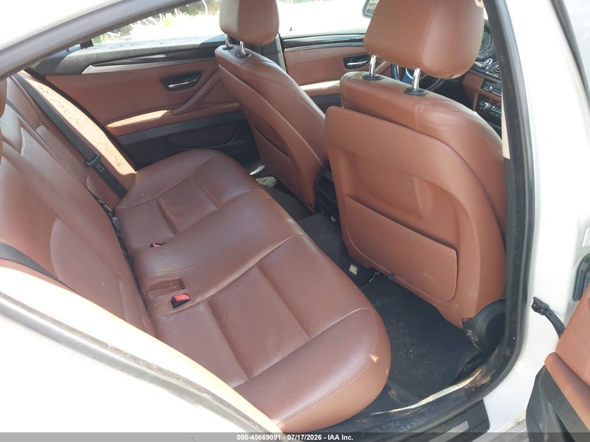 2015 BMW 5er VIN WBA5A7C58FD620838 IAAI salvage auction — NORMAL WEAR, Salvage Title, sold $375 on 2026-07-30 (photo 8)