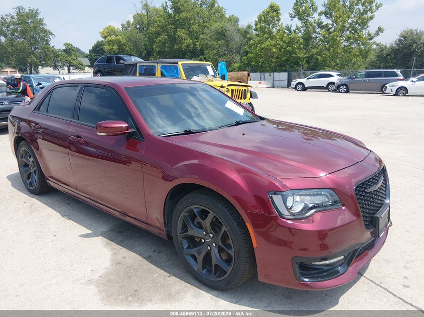 2022 Chrysler 300 VIN 2C3CCABT7NH205291 — IAAI salvage auction photo