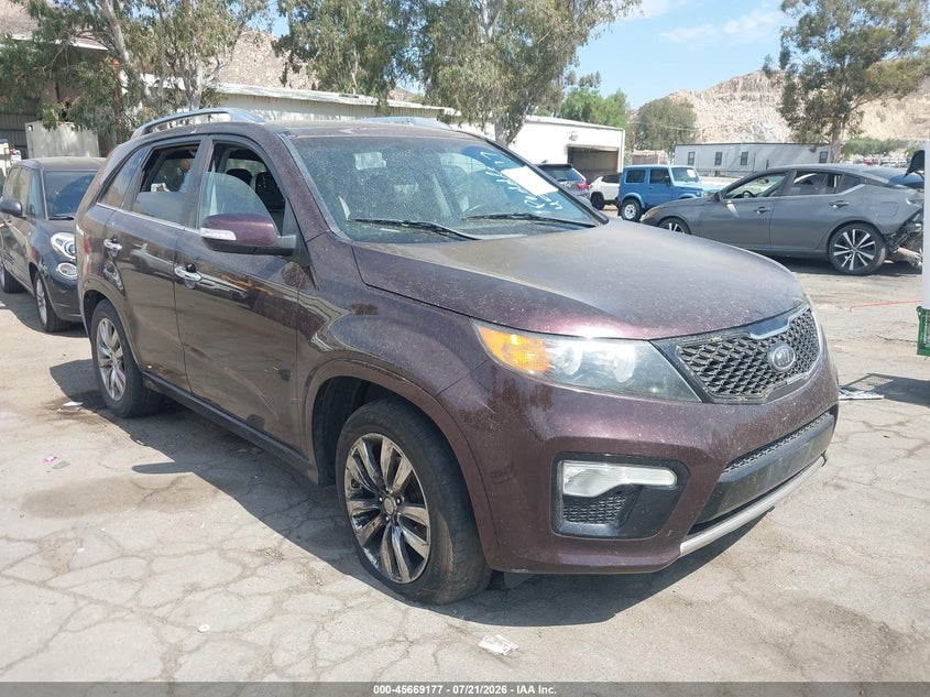 2011 Kia Sorento VIN 5XYKW4A23BG163026 IAAI salvage auction — NORMAL WEAR, App For Dup Clear (California), sold $25 on 2026-07-28 (photo 1)