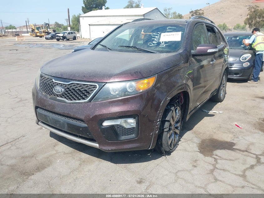 2011 Kia Sorento VIN 5XYKW4A23BG163026 IAAI salvage auction — NORMAL WEAR, App For Dup Clear (California), sold $25 on 2026-07-28 (photo 2)