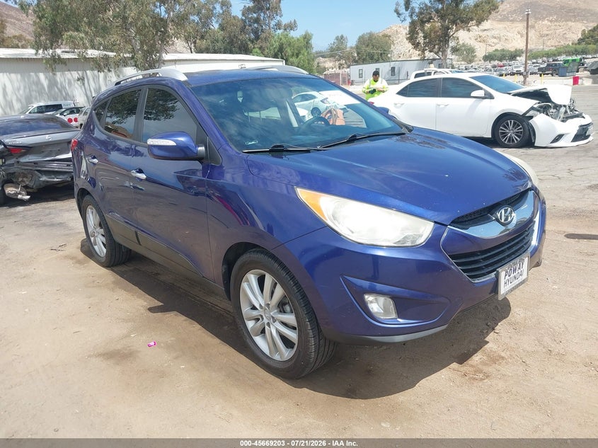 2010 Hyundai Tucson VIN KM8JU3AC1AU012117 IAAI salvage auction — NORMAL WEAR, Clear - Dealer Only (California), sold $525 on 2026-07-28 (photo 1)