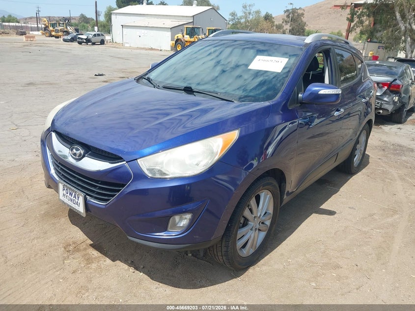 2010 Hyundai Tucson VIN KM8JU3AC1AU012117 IAAI salvage auction — NORMAL WEAR, Clear - Dealer Only (California), sold $525 on 2026-07-28 (photo 2)