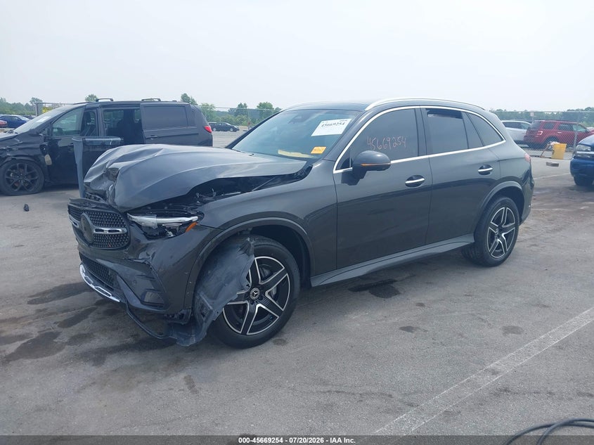 2024 Mercedes-benz Glc VIN W1NKM4HB2RF088823 IAAI salvage auction — FRONT END, Salvage (Indiana), sold $15,900 on 2026-08-28 (photo 2)