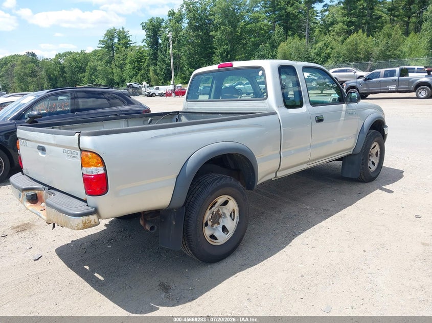 2004 Toyota Tacoma VIN 5TESM92N44Z446765 IAAI salvage auction — NORMAL WEAR, Clear (Massachusetts), sold $1,300 on 2026-07-31 (photo 4)