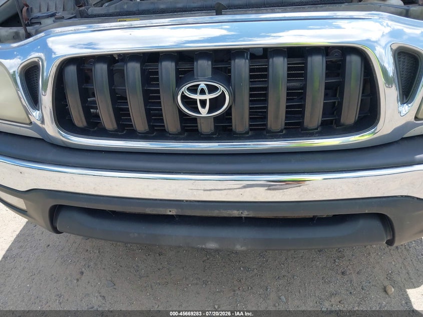 2004 Toyota Tacoma VIN 5TESM92N44Z446765 IAAI salvage auction — NORMAL WEAR, Clear (Massachusetts), sold $1,300 on 2026-07-31 (photo 6)