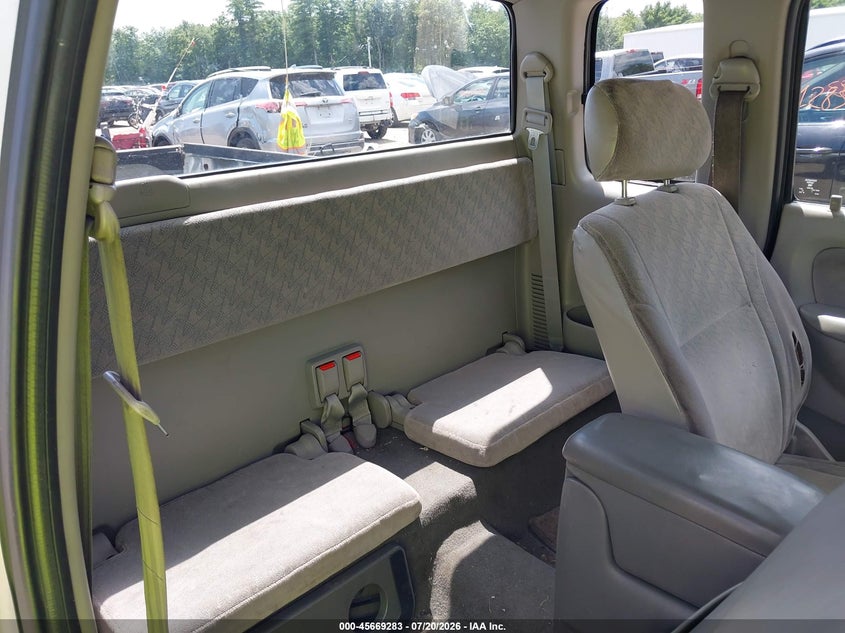 2004 Toyota Tacoma VIN 5TESM92N44Z446765 IAAI salvage auction — NORMAL WEAR, Clear (Massachusetts), sold $1,300 on 2026-07-31 (photo 8)