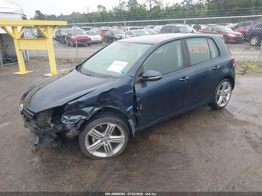 2014 Volkswagen Golf VIN WVWDB7AJ9EW008551 IAAI salvage auction — FRONT END, Clear (Virginia), sold $800 on 2026-08-14 (photo 2)