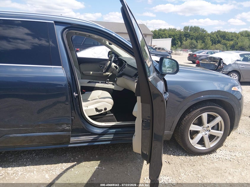 2023 Volvo Xc90 VIN YV4062PV7P1909186 IAAI salvage auction — RIGHT SIDE, Salvage Title, sold $22,450 on 2026-09-16 (photo 5)