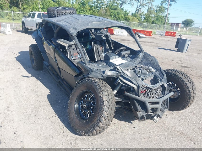 2021 Can-am/ brp Maverick VIN 3JBVNAV42MK009003 IAAI salvage auction — RIGHT FRONT, Certificate Of Destruction (Florida), sold $10,550 on 2026-09-23 (photo 1)