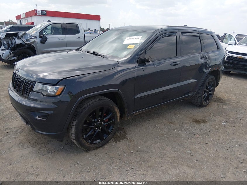 2018 Jeep Grand cherokee VIN 1C4RJFAG7JC410314 IAAI salvage auction — LEFT SIDE, Salvage Title, sold $5,600 on 2026-08-20 (photo 2)