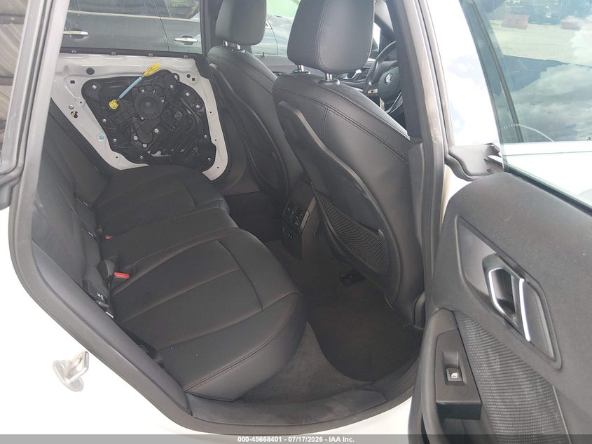 2024 BMW 2er VIN WBA53AK03R7R50869 IAAI salvage auction — REAR END, Salvage Title, sold $9,675 on 2026-08-19 (photo 8)