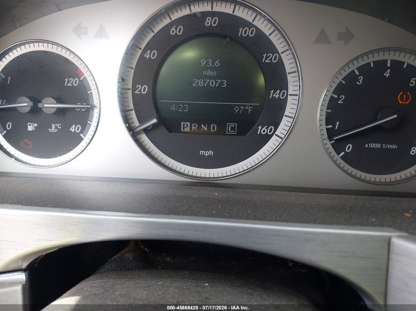 2010 Mercedes-benz Glk-class VIN WDCGG5GBXAF329246 IAAI salvage auction — NORMAL WEAR, Clear (Indiana), sold $1,825 on 2026-08-01 (photo 7)