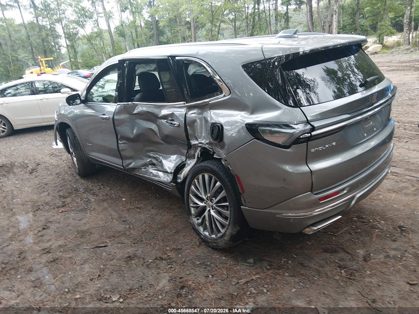 2026 Buick Enclave VIN 5GAERCKS8TJ284005 IAAI salvage auction — SIDE, Salvage Title, sold $8,475 on 2026-09-01 (photo 3)