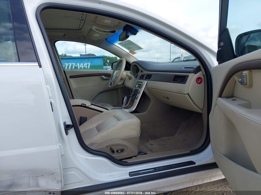 2011 Volvo S80 VIN YV1940AS7B1145183 IAAI salvage auction — RIGHT SIDE, Salvage (Georgia), sold $925 on 2026-08-12 (photo 5)