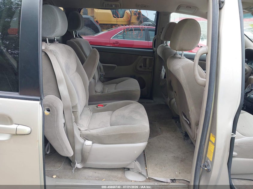 2008 Toyota Sienna VIN 5TDZK23C78S223504 IAAI salvage auction — NORMAL WEAR, Original (Maine), sold $25 on 2026-07-27 (photo 8)