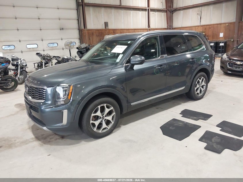 2020 Kia Telluride VIN 5XYP3DHCXLG031122 IAAI salvage auction — REAR END, Wait Title, sold $4,100 on 2026-08-22 (photo 2)