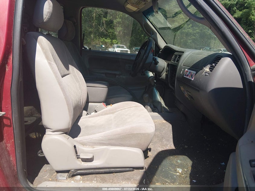 2004 Toyota Tacoma VIN 5TEWN72NX4Z405947 IAAI salvage auction — ALL OVER, Original (Vermont), sold $25 on 2026-07-30 (photo 5)