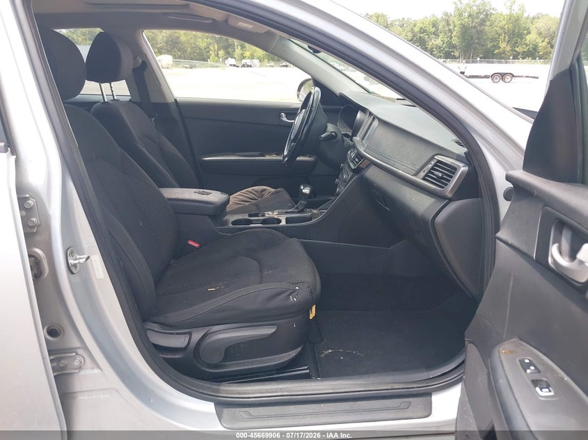 2016 Kia Optima VIN 5XXGT4L14GG105165 IAAI salvage auction — NORMAL WEAR, Salvage Title, sold $250 on 2026-07-29 (photo 5)