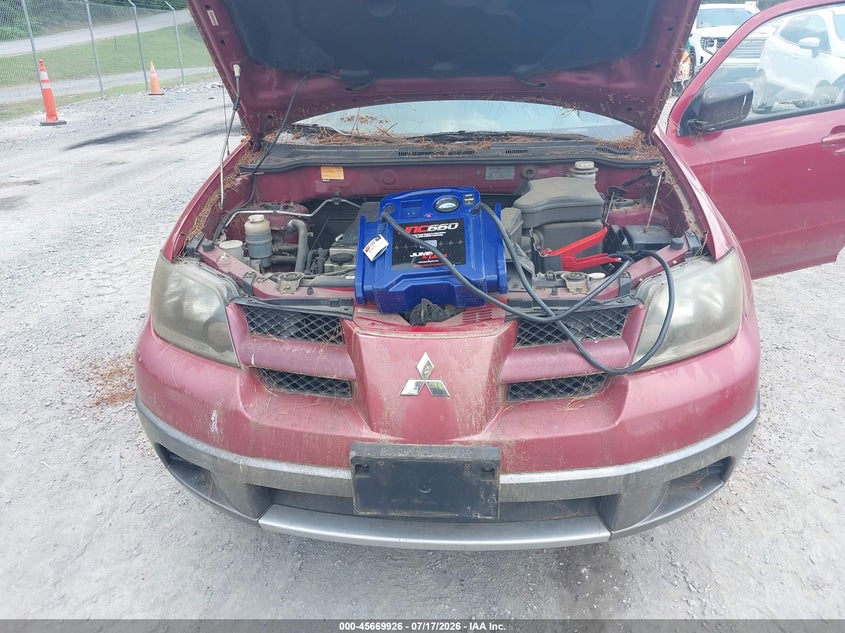 2004 Mitsubishi Outlander VIN JA4LX31F14U040447 IAAI salvage auction — NORMAL WEAR, Clear (Virginia), sold $25 on 2026-07-28 (photo 6)