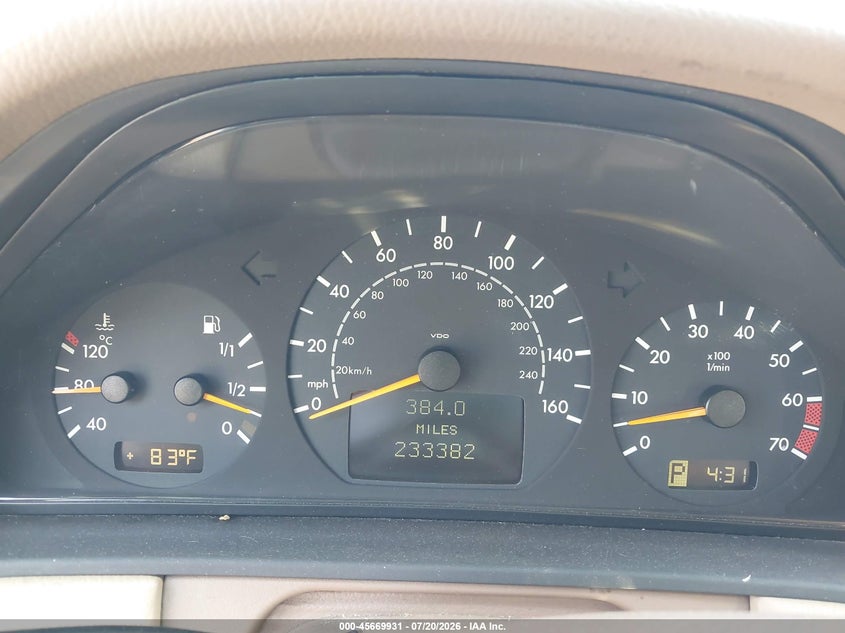 2002 Mercedes-benz E-class VIN WDBJH82J42X063631 IAAI salvage auction — NORMAL WEAR, Original (Maine), sold $25 on 2026-07-27 (photo 7)