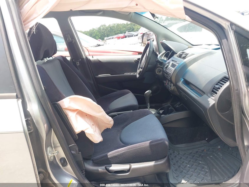 2008 Honda Fit VIN JHMGD38628S014509 IAAI salvage auction — NORMAL WEAR, Clear (Georgia), sold $1,100 on 2026-08-01 (photo 5)