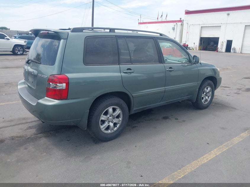 2004 Toyota Highlander VIN JTEEP21A040062228 IAAI salvage auction — NORMAL WEAR, Clear (Utah), sold $25 on 2026-07-30 (photo 4)