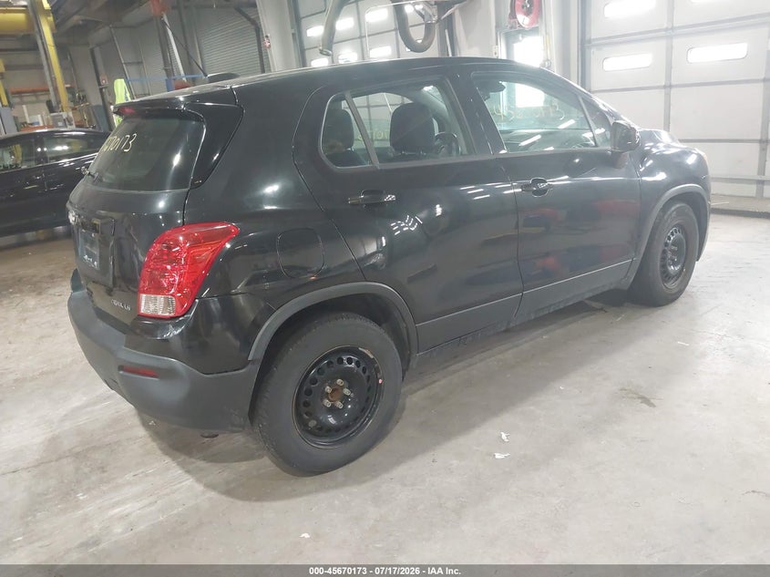 2016 Chevrolet Trax VIN KL7CJKSB5GB731121 IAAI salvage auction — NORMAL WEAR, Salvage Title, sold $1,050 on 2026-07-24 (photo 4)