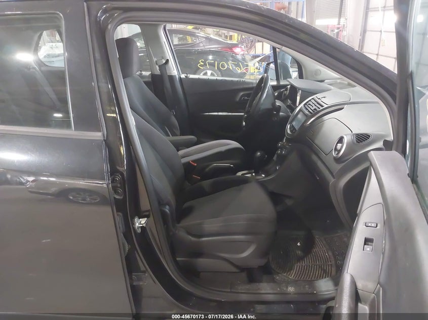 2016 Chevrolet Trax VIN KL7CJKSB5GB731121 IAAI salvage auction — NORMAL WEAR, Salvage Title, sold $1,050 on 2026-07-24 (photo 5)