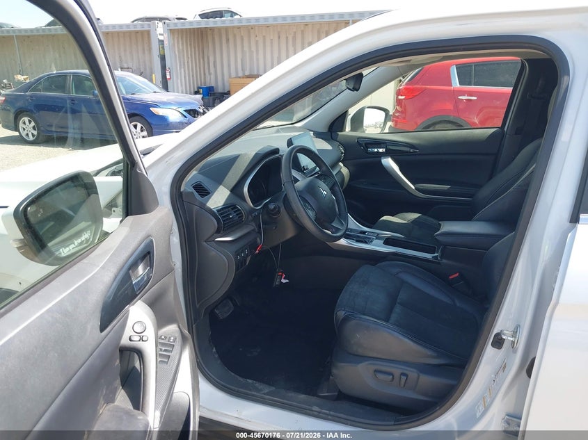 2022 Mitsubishi Eclipse cross VIN JA4ASWAA5NZ005538 IAAI salvage auction — FRONT END, Wait Title, sold $3,400 on 2026-08-24 (photo 5)