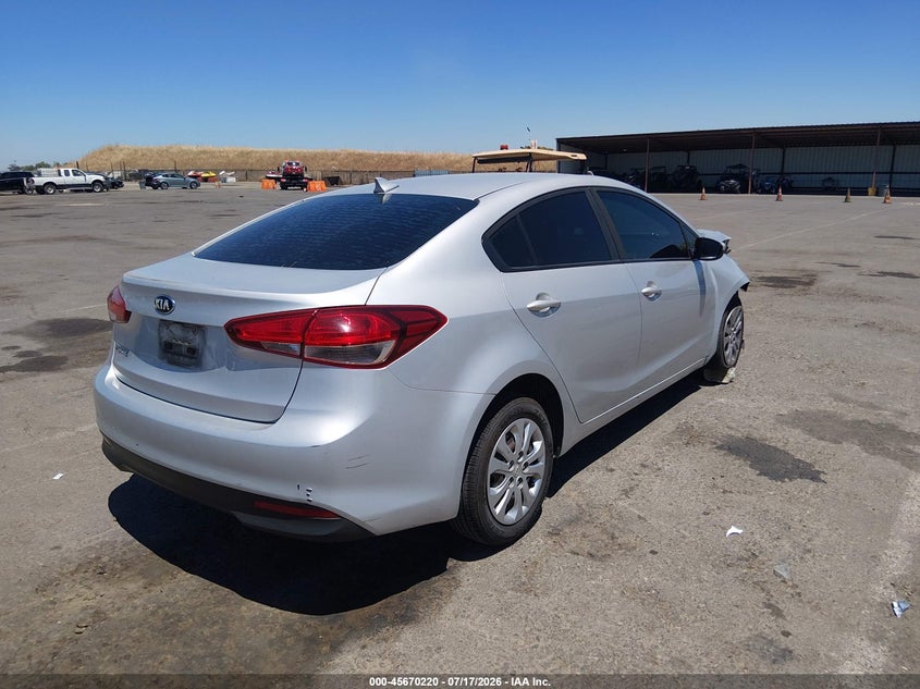 2017 Kia Forte VIN 3KPFK4A73HE066455 IAAI salvage auction — FRONT END, Salvage Title, sold $775 on 2026-08-01 (photo 4)